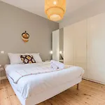 Guest house 4 Bedroom House With Garden Marcq-en-Baroeul