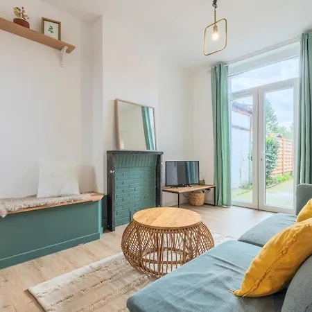 4 Bedroom House With Garden Guest house Marcq-en-Baroeul