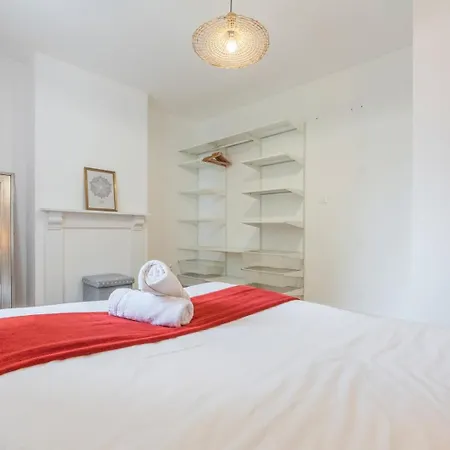 4 Bedroom House With Garden 4* Marcq-en-Baroeul