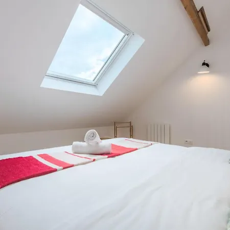 4 Bedroom House With Garden