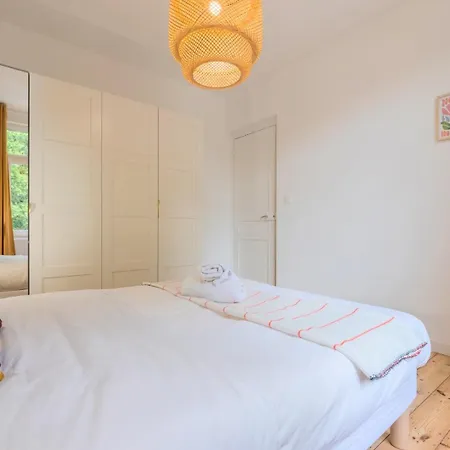 4 Bedroom House With Garden Guest house Marcq-en-Baroeul