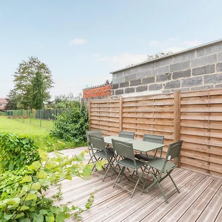 4 Bedroom House With Garden